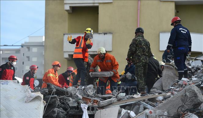 ທ່ານເລຂາທິການໃຫຍ່, ປະທານປະເທດ ຫວຽດນາມ ສົ່ງໂທລະເລກຢື້ຢາມຖາມຂ່າວມາຍັງປະທານາທິບໍດີ ອານບານີ