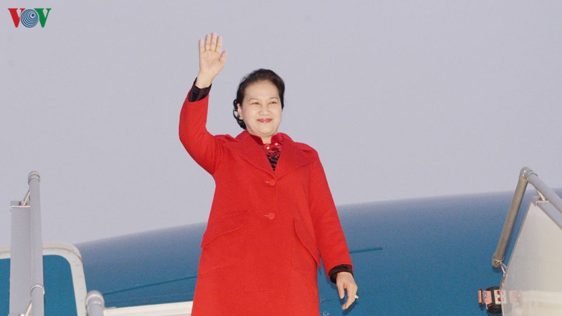 ທ່ານນາງປະທານສະພາແຫ່ງຊາດ ຫງວຽນທິກິມເງິນ ຢ້ຽມຢາມ ສ.ເບລາຣຸດ