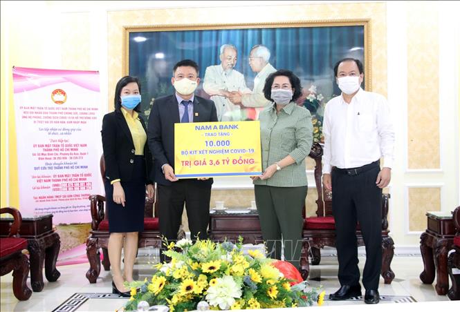 ນະຄອນ ໂຮ່ຈີມິນ: ເກືອບ 7000 ຫົວໜ່ວຍ, ບຸກຄົນໜູນຊ່ວຍຕ້ານໂຄວິດ-19