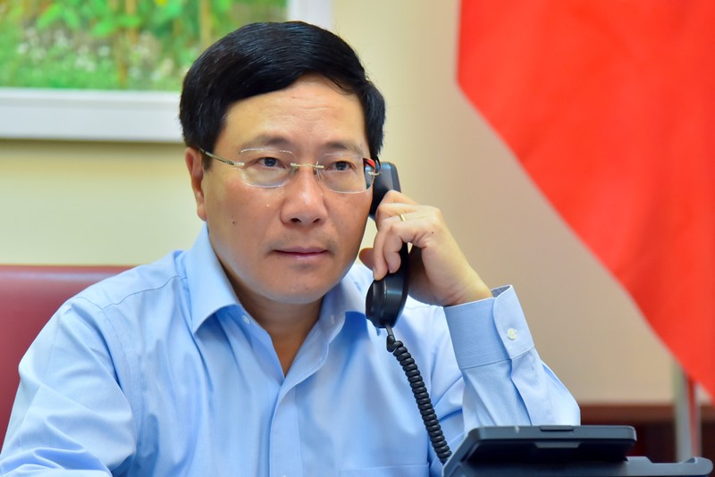 ຮອງນາຍົກລັດຖະມົນຕີ, ລັດຖະມົນຕີການຕ່າງປະເທດຟ້າມບິ່ງມິງ ໂອ້ລົມທາງໂທລະສັບກັບລັດຖະມົນຕີການຕ່າງປະເທດກູບາ