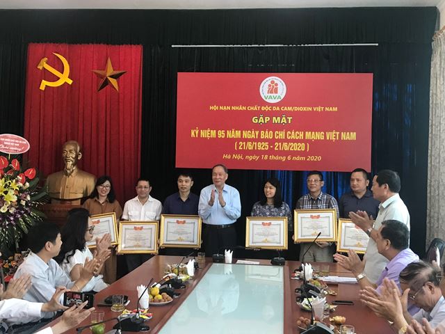 VOV ສະເຫຼີມສະຫຼອງວັນສື່ມວນຊົນປະຕິວັດ ຫວຽດນາມ ຄົບຮອບ 95 ປີ