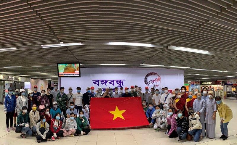 ນຳສົ່ງພົນລະເມືອງ ຫວຽດນາມ ຈາກສີລັງກາ ແລະ ບັງກະລາເທດ ກັບມາປະເທດ ຢ່າງປອດໄພ