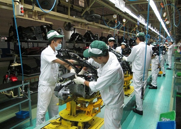 GDP 9 ເດືອນຂອງປີ 2020 ເຕີບໂຕຕ່ຳສຸດໃນຮອບເວລາ 10 ປີຜ່ານມາແຕ່ຍັງຄົງແມ່ນຈຸດເດັ່ນຢູ່ພາກພື້ນ