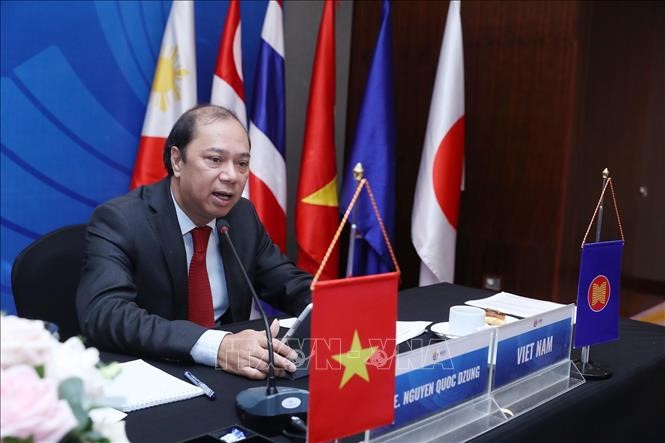 ອາຊຽນ 2020: ກອງປະຊຸມບັນດານັກຊ່ຽວຊານຂັ້ນສູງອາຊີຕາເວັນອອກກ່ຽວກັບການຮັບມືກັບໂຄວິດ-19