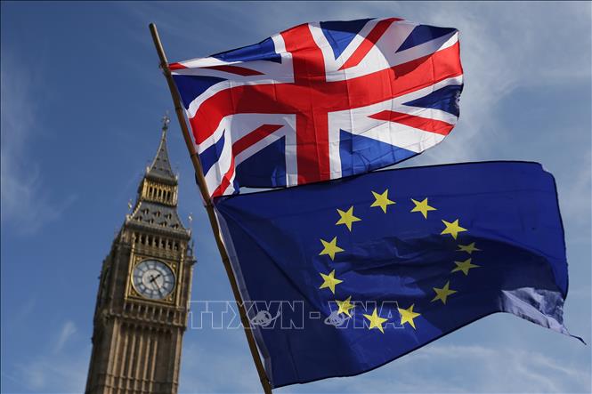 ບັນຫາ Brexit: ອັງກິດ ແລະ ອີຢູ ຢາກໃຫ້ຂໍ້ຕົກລົງດ້ານການຄ້າມີຜົນສັກສິດຖືກຕ້ອງຕາມກຳນົດ