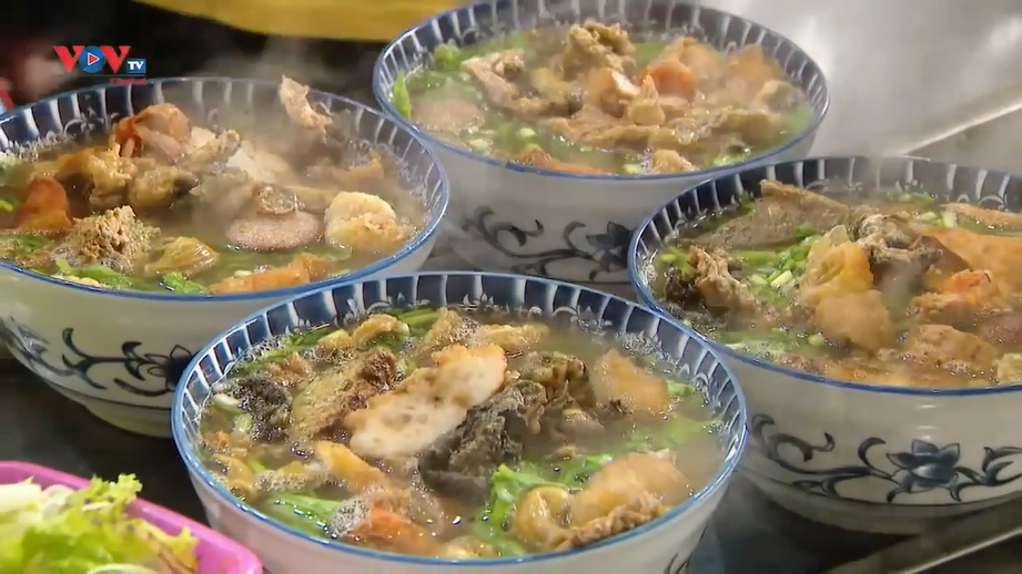 ເຂົ້າປຸ້ນປາເຜັດ ເອກະລັກຫາຍຟ່ອງ