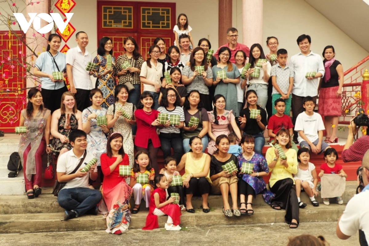 ສູນພາສາ ແລະ ຄວາມຮູ້ ຫວຽດ - ແຜ່ຂະຫຍາຍຄວາມຮັກຕໍ່ພາສາ ຫວຽດ, ວັດທະນະທຳ ຫວຽດນາມ ຢູ່ ປະເທດໄທ