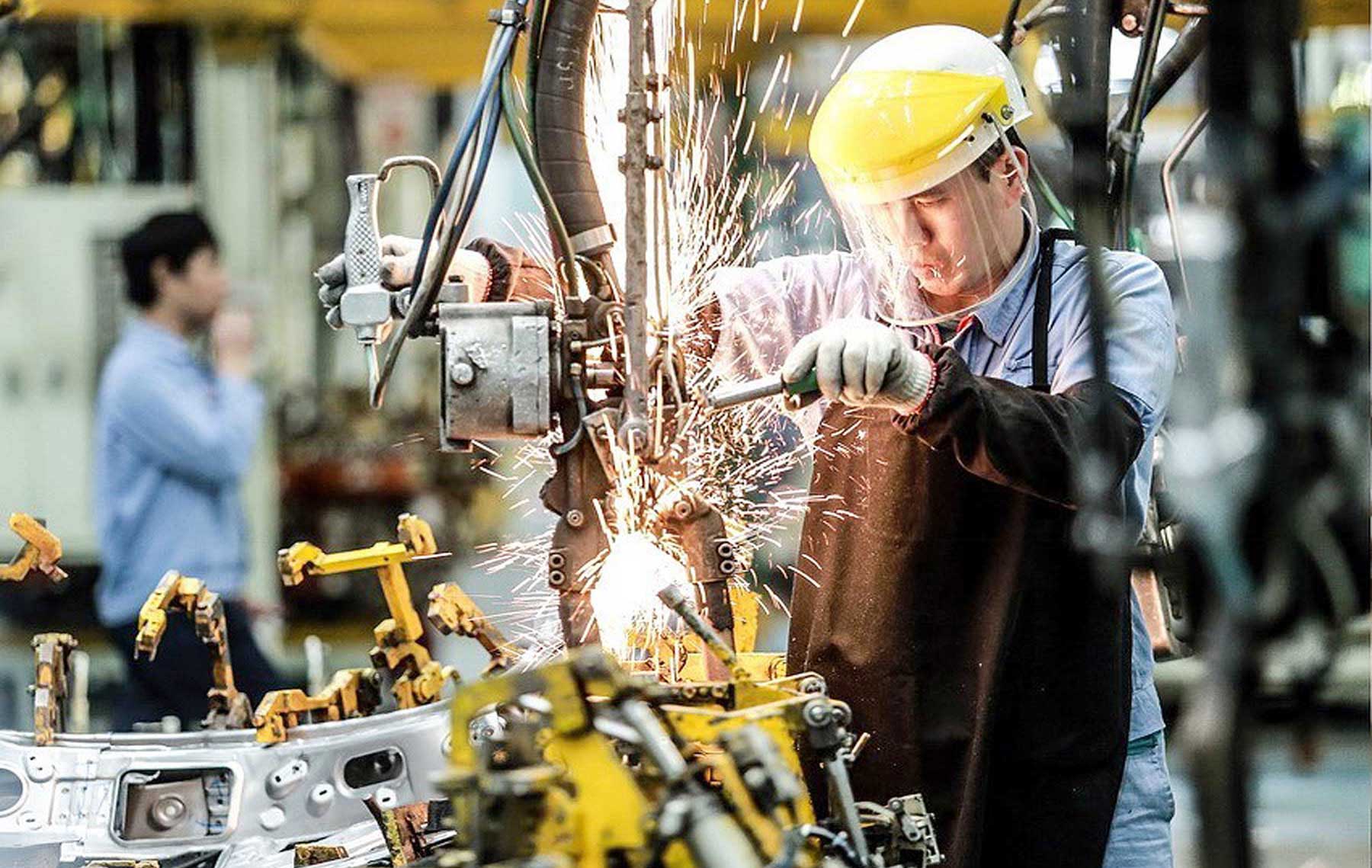 ຮ່ວມແຮງຮ່ວມໃຈເພື່ອແກ້ໄຂຄວາມຫຍຸ້ງຍາກໃຫ້ແກ່ພື້ນຖານເສດຖະກິດ