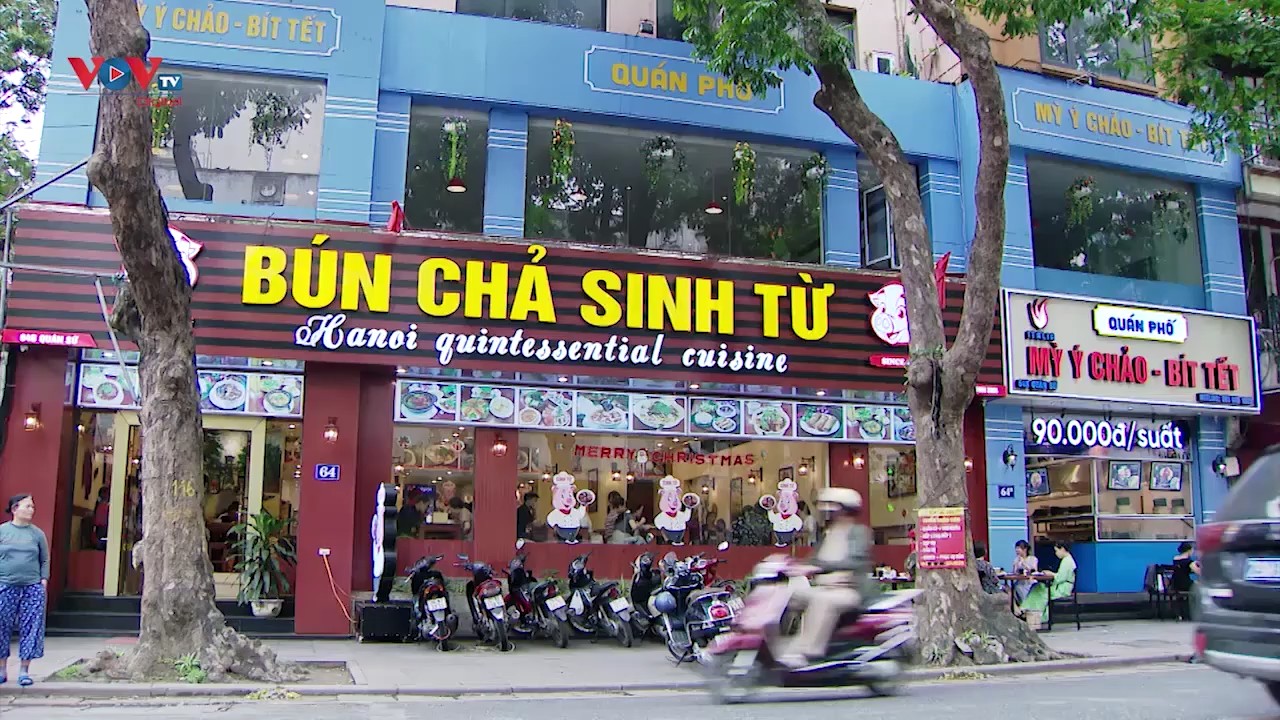 ເຂົ້າປຸ້ນຊີ້ນປີ້ງຊິງ​ຕື