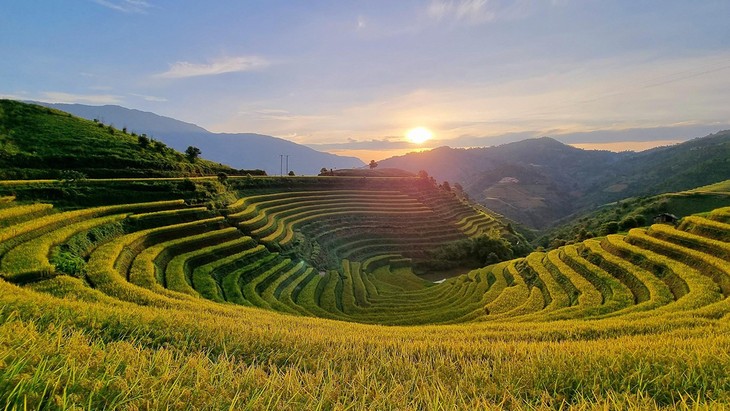 ແນະນຳບາງສະຖານທີ່ທ່ອງທ່ຽວໃນວັນທີ 02 ກັນຍາ ຢູ່ທັງ 3 ພາກຂອງ ຫວຽດນນາມ