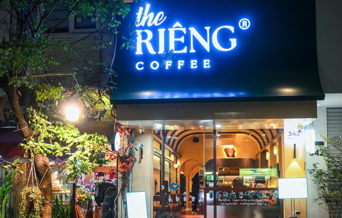 The Rieng – ແຫ່ງ​ທີ່ຜູ້​ຫູໜວກ​ປາກ​ກືກ​ເຊື່ອມ​ຕໍ່​ຄວາມ​ໄຝ່​ຝັນ