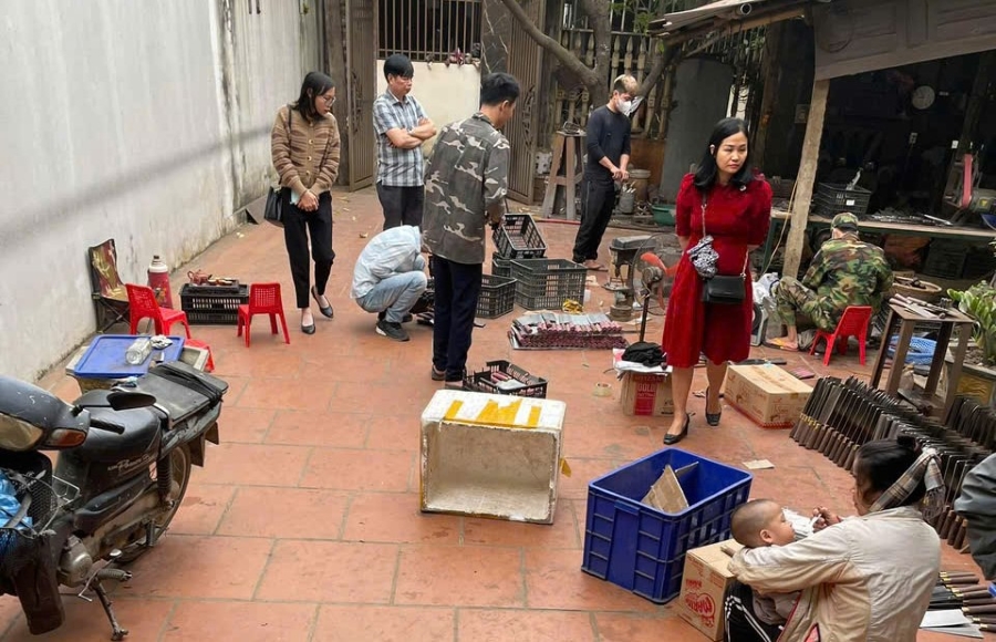 ຮັກ​ສາ​ອາ​ຊີບພື້ນ​ເມືອງ​ຢູ່​ໝູ່​ບ້ານ​ອາ​ຊີບຕີ​ເຫຼັກ​ທີ່​ມີ​ອາ​ຍຸ​ກວ່າ 300 ປີ