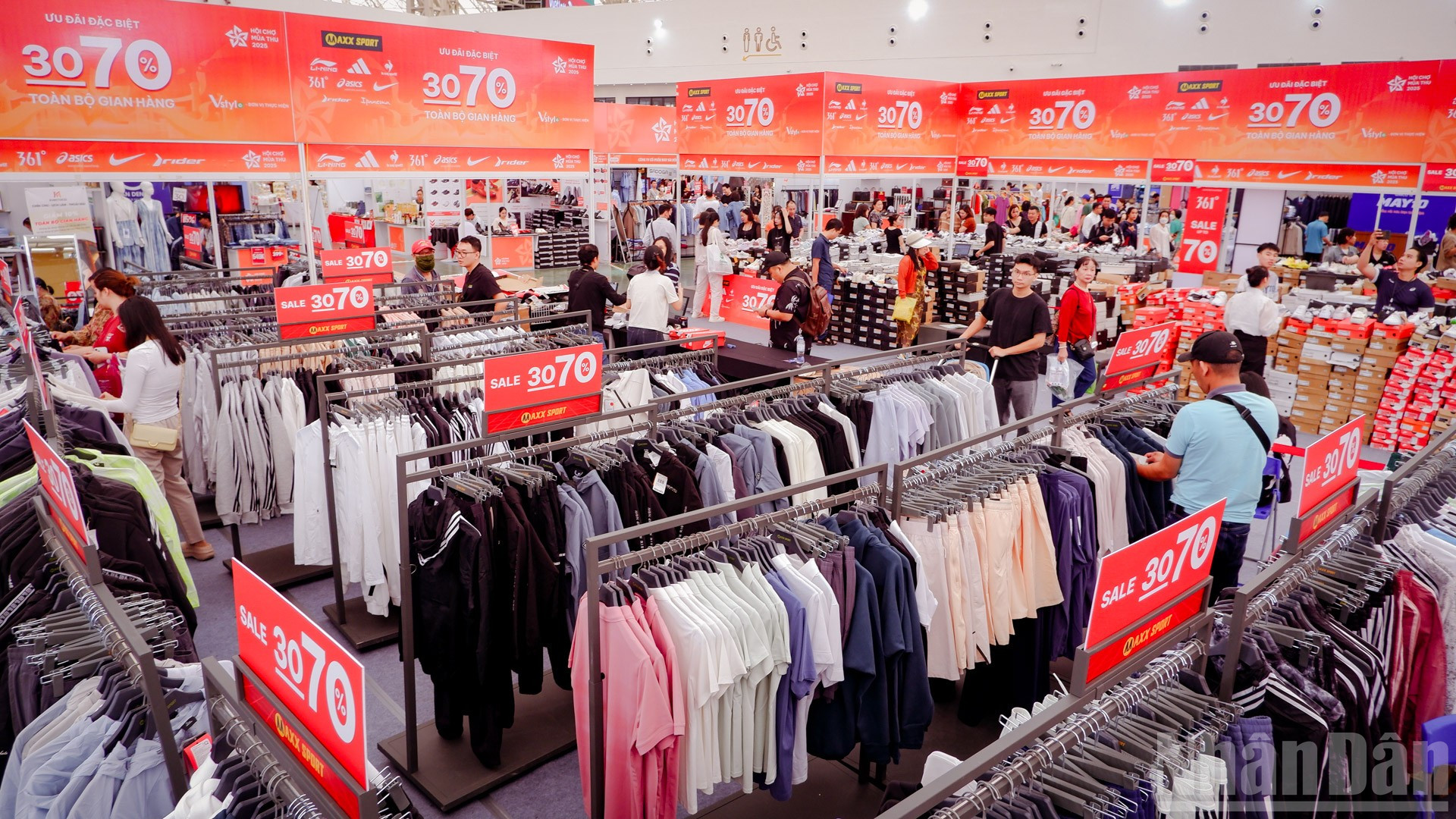 ງານຕະຫຼາດນັດເຊື່ອມຕໍ່ການແລກປ່ຽນການຄ້າ ແລະ ໂຄສະນາຜະລິດຕະພັນວິສາຫະກິດ ຫວຽດນາມ - ລາວ 2025