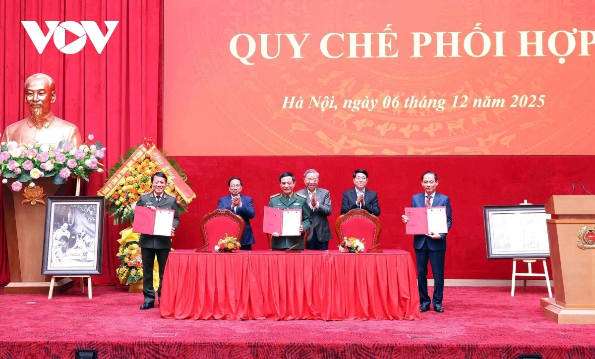 ເພີ່ມທະວີການສົມທົບກັນລະຫວ່າງ ຕຳຫຼວດ, ກອງທັບ - ການທູດ ໃນໄລຍະໃໝ່