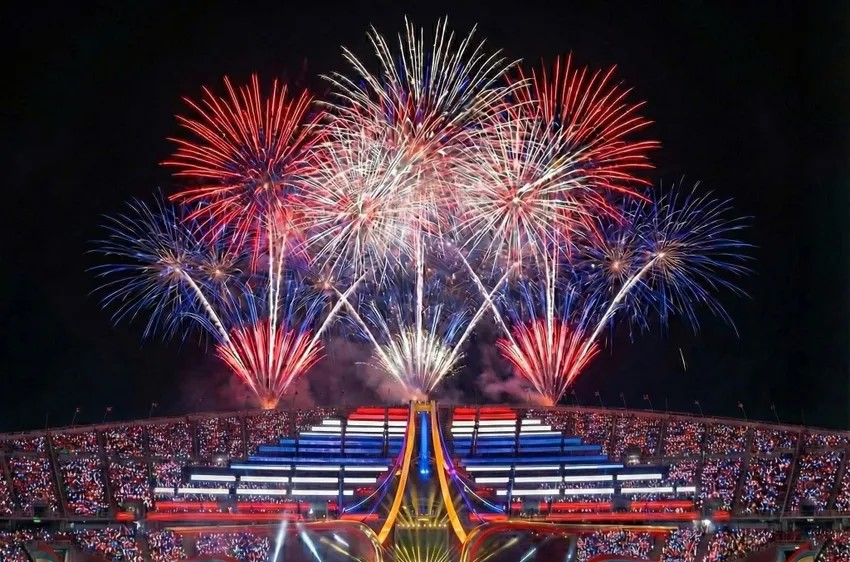 ພິ​ທີ​ໄຂ​ງານ​ມະ​ຫາ​ກຳ​ກິ​ລາ ອາ​ຊີ​ຕາ​ເວັນ​ອອກ​ສ່ຽງ​ໃຕ້ ຄັ້ງ​ທີ 33 (SEA GAMES 33)