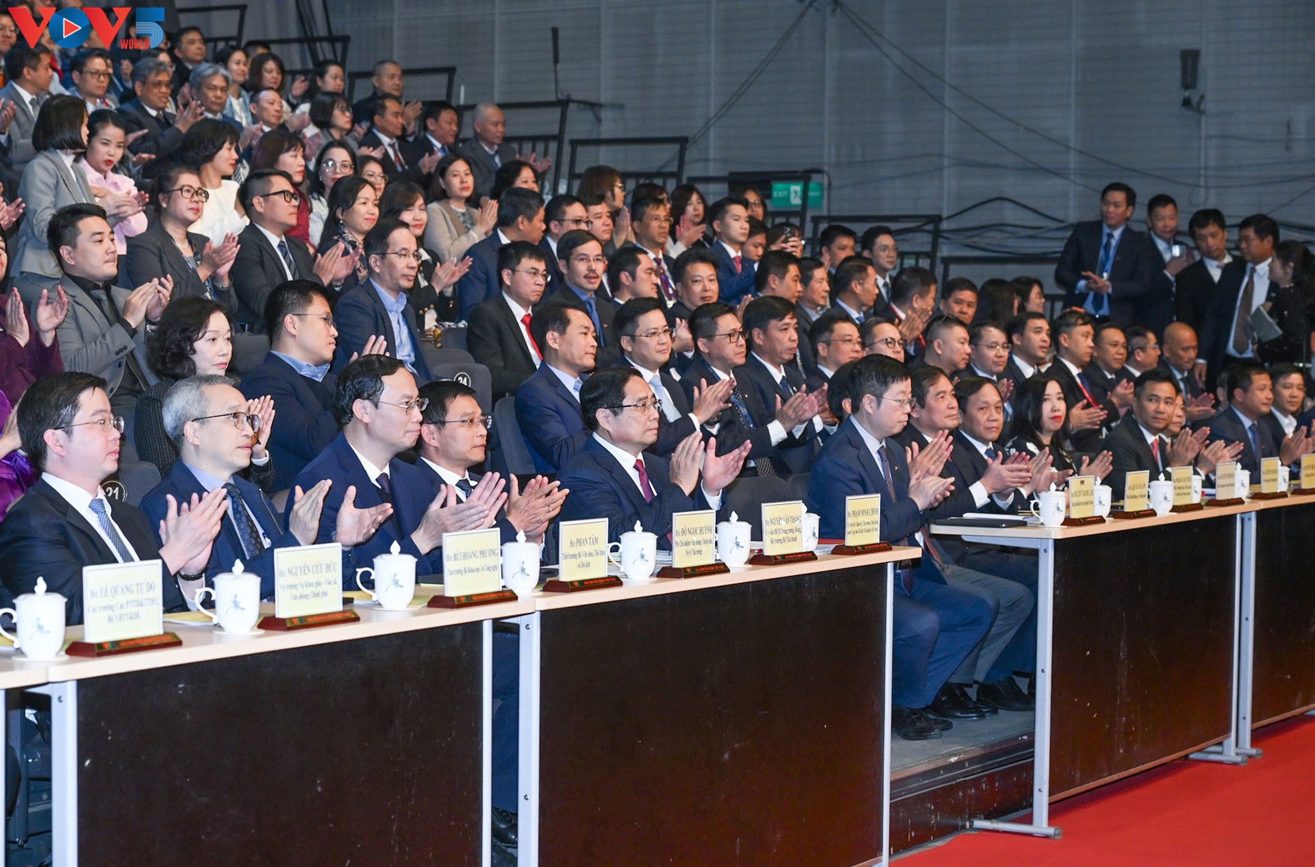 ທ່ານ​ນາ​ຍົກ​ລັດ​ຖະ​ມົນ​ຕີ ຮຽກ​ຮ້ອງ​​ໂທ​ລະ​ພາບແຫ່ງ​ຊາດ​ ຫວຽດ​ນາມ ຍົກ​ລະ​ດັບ​ຊື່​ສຽງ