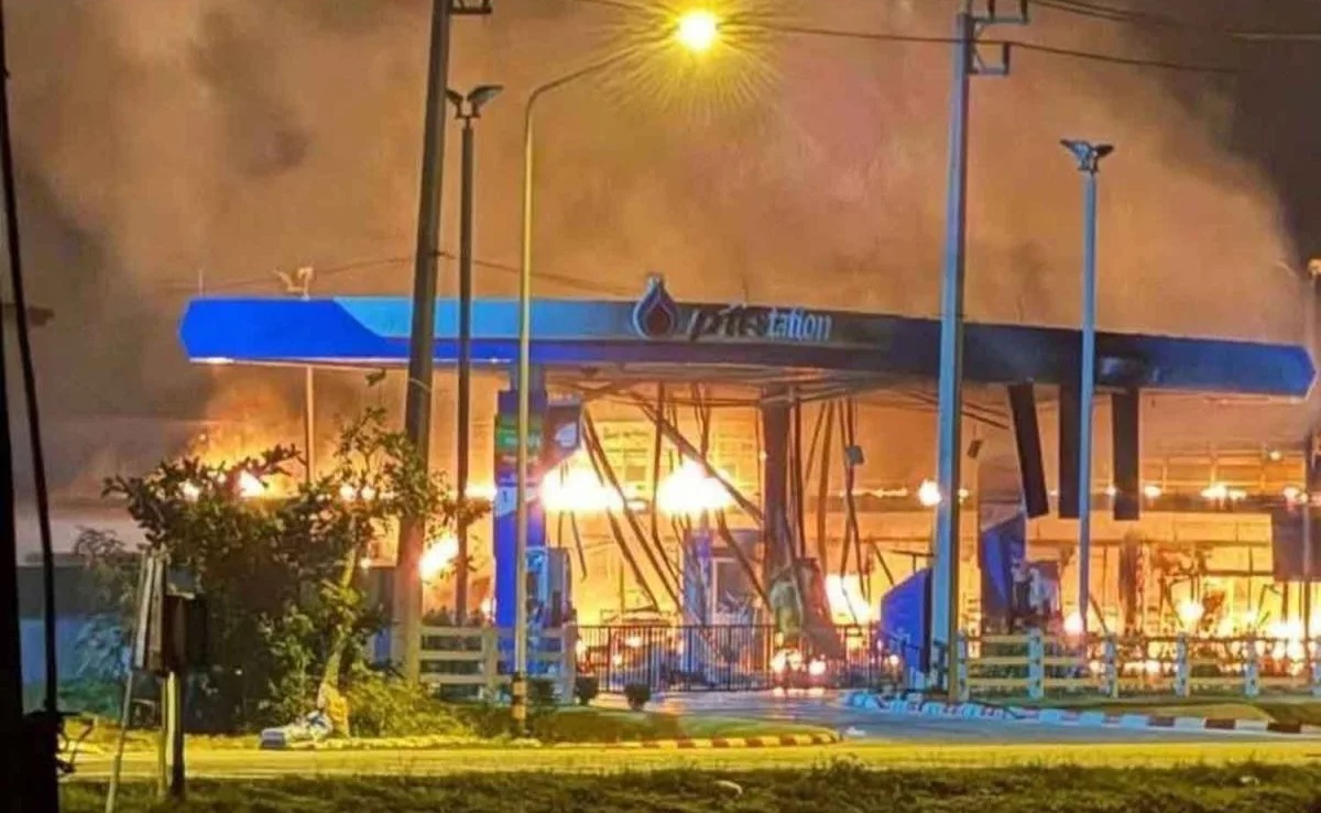 ໄທ ຈັດວາງຄຳສັ່ງໄອຍະການເສິກຢູ່ແຂວງ ນະຣາທິວັດ, ເພີ່ມທະວີການປ້ອງກັນຄວາມສະຫງົບເຂດຊາຍແດນ