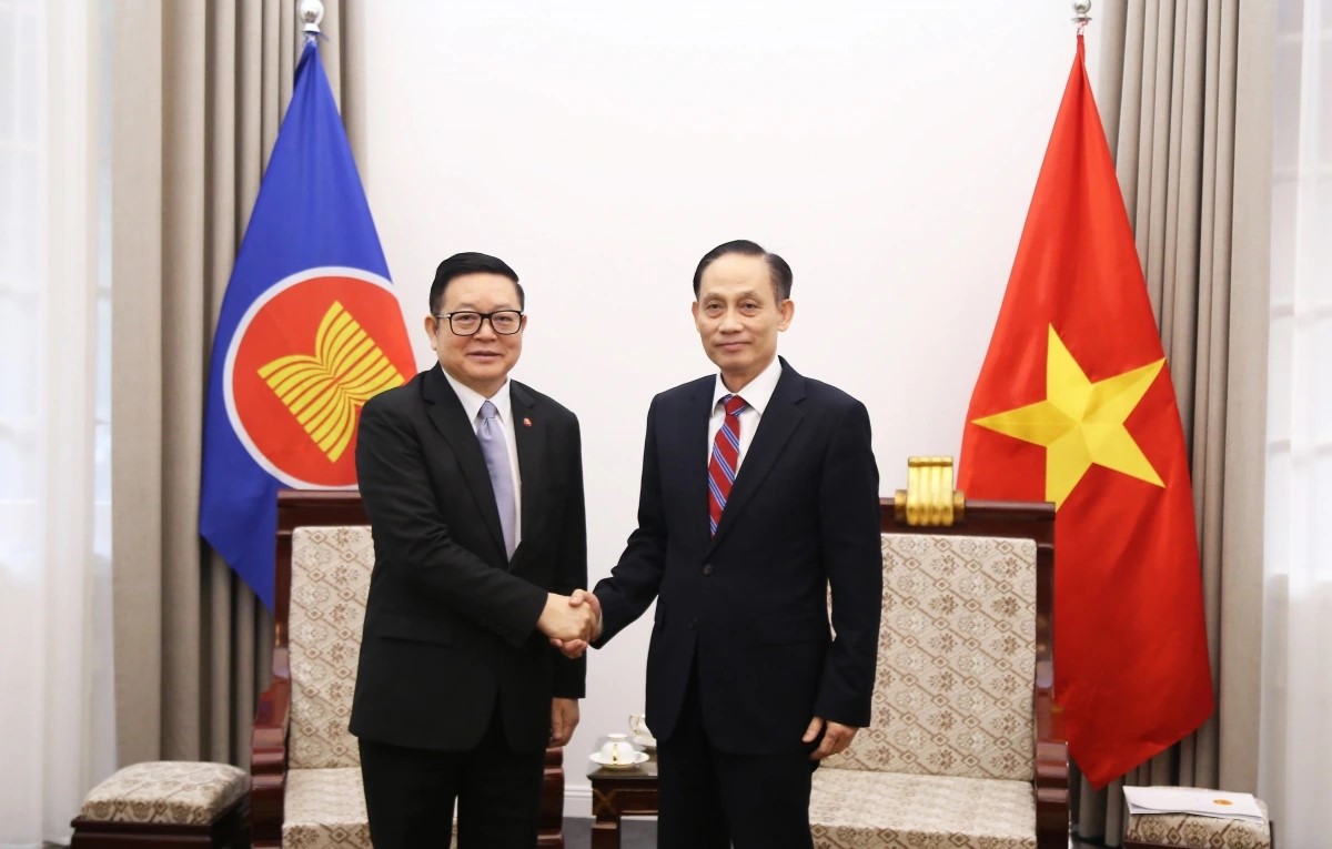 ທ່ານເລຂາທິການໃຫຍ່ ອາຊຽນ: “ຫວຽດນາມ ໄດ້ກາຍເປັນແບບຢ່າງກ່ຽວກັບການພັດທະນາແບບຍືນຍົງ”