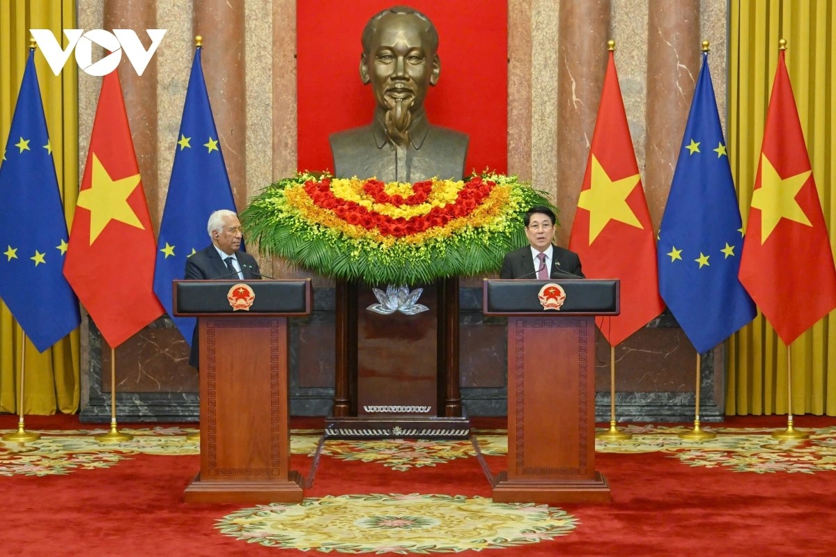 ຫວຽດນາມ ແລະ ອີຢູ ຍົກລະດັບການພົວພັນຂຶ້ນເປັນຄູ່ຮ່ວມມືຍຸດທະສາດຮອບດ້ານ