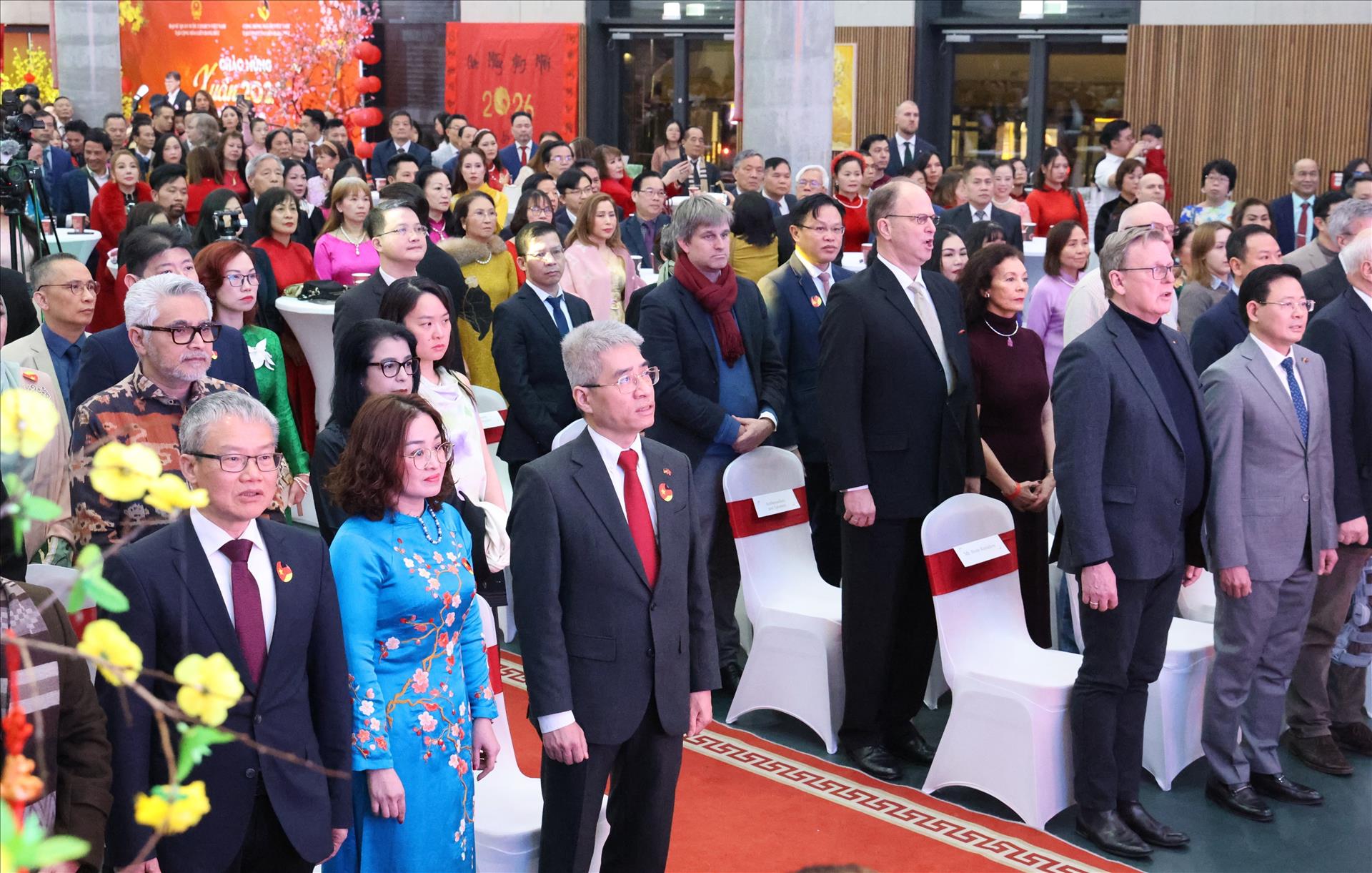 ລະດູບານໃໝ່ປີມະເມຍ 2026: ຊາວ ຫວຽດນາມ ອາໄສຢູ່ ເຢຍລະມັນ ຕ້ອນຮັບບຸນເຕັດວົງຄະນະຍາດຢ່າງຟົດຟື້ນ