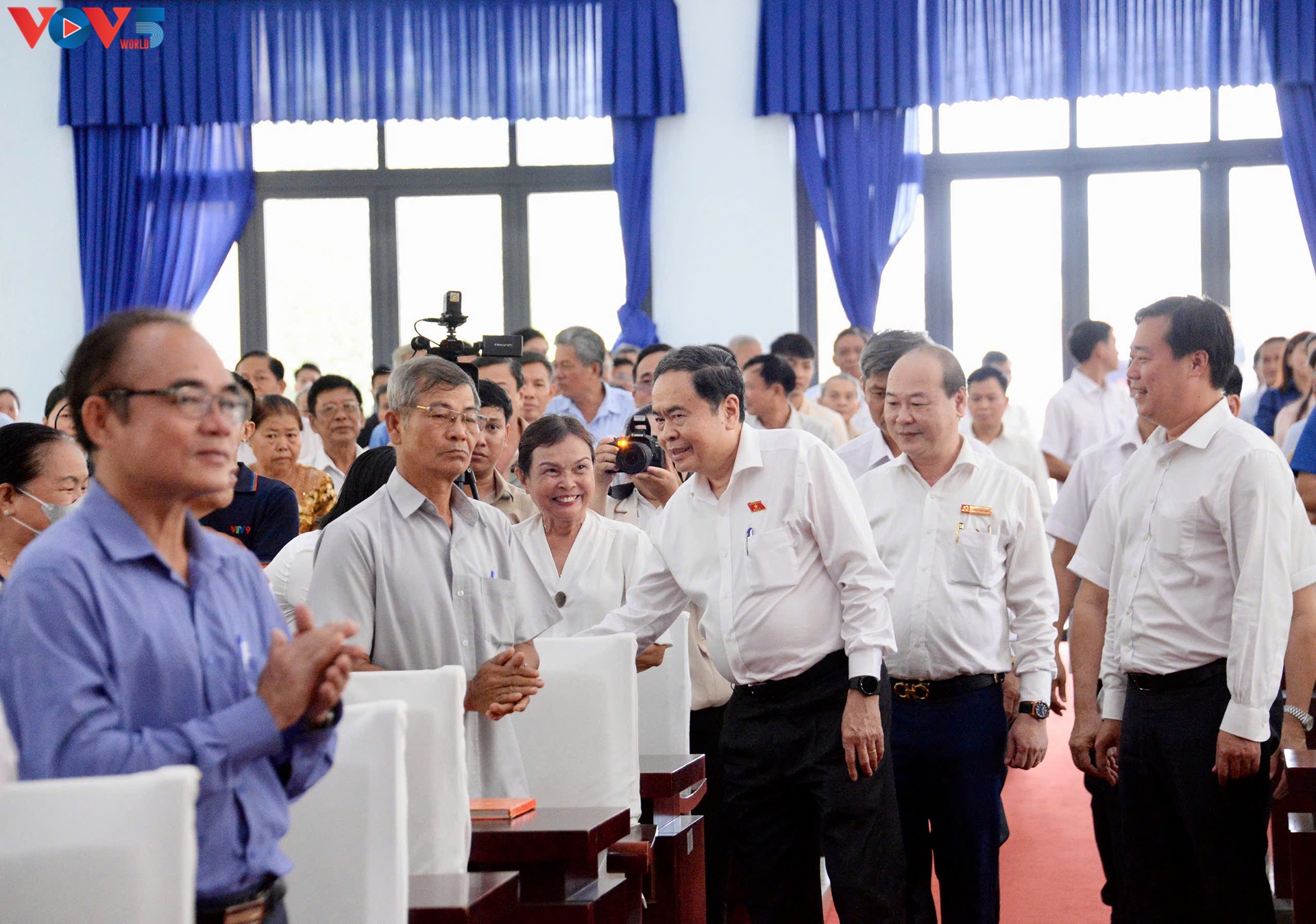 ປ​ະ​ທານ​ສະ​ພາ​ແຫ່ງ​ຊາດ ເຈິ່ນ​ແທັງ​ເໝິນ ເຂົ້າ​ຮ່ວມກອງ​ປະ​ຊຸມ​ພົບ​ປະລະ​ຫວ່າງ​ຜູ້​ມີ​ສິດ​ເລືອກ​ຕັ້ງ​ກັບ​ຜູ້​ສະ​ໝັກ​ຮັບ​ເລືອກ​ຕັ້ງ​ສະ​ມາ​ຊິກ​ສະ​ພາ​ແຫ່ງ​ຊາດ​ຊຸດ​ທີ XVI