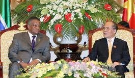 Südafrikas Senatspräsident beendet seinen Vietnam-Besuch