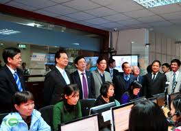 Premierminister Nguyen Tan Dung startet Kampagne zur Verkehrssicherheit