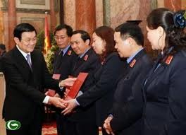 Justizbehörden sollen Vertrauen der Bevölkerung gewinnen