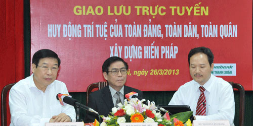 Mit der Kraft der Partei und der ganzen Bevölkerung für Verfassungsänderung