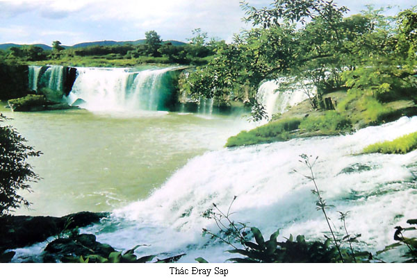 Eröffnung der Kultur- und Tourismuswoche in Dak Nong