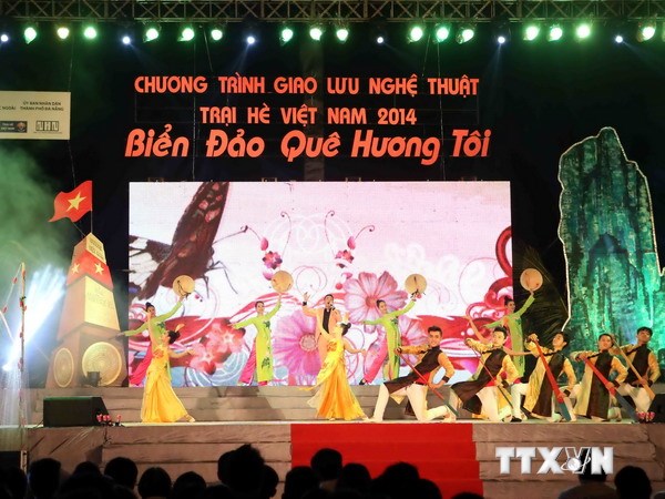 Treffen über Meere und Inseln des Landes