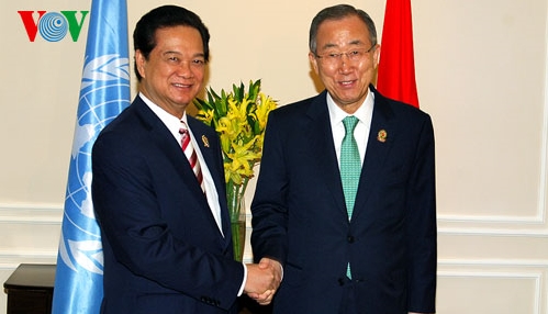 Premierminister Nguyen Tan Dung trifft UN-Generalsekretär Ban Ki-moon