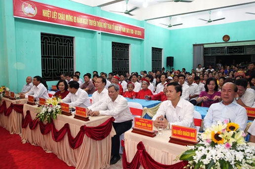 Vizepremierminister Vu Van Ninh nimmt am Fest der Volkssolidarität in Bac Ninh teil