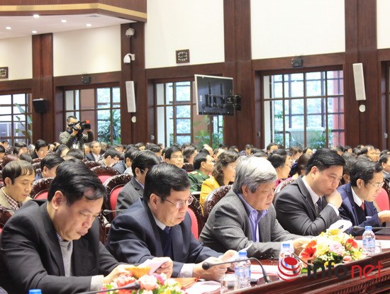 Erneuerung der außenpolitischen Informationen