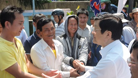 Staatspräsident Truong Tan Sang besucht Insel Ly Son