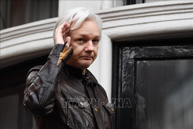 Gründer von WikiLeaks, Julian Assange muss sich in London vor Gericht verteidigen