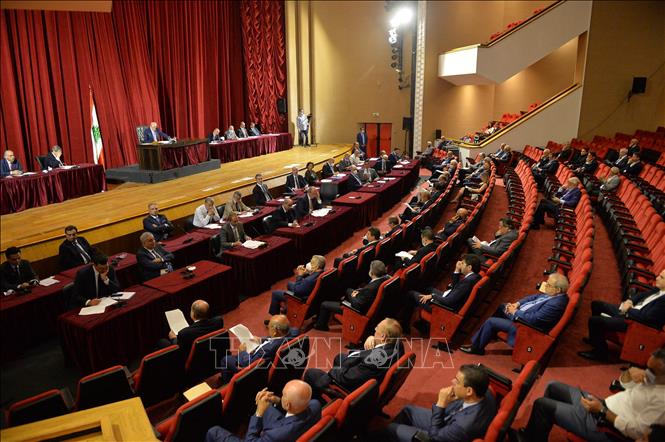 Parlament von Libanon verabschiedet neue Regierung
