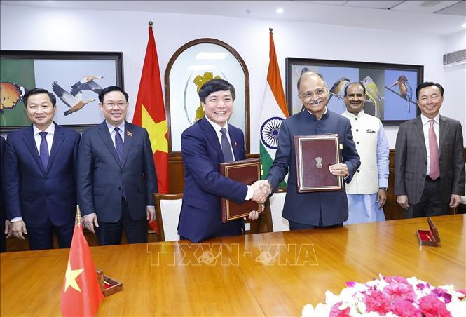 Vietnam und Indien schließen Zusammenarbeit in vielen Bereichen ab