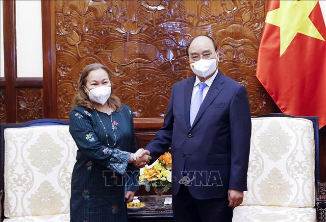 Staatspräsident Nguyen Xuan Phuc empfängt Botschafterin von Malaysia