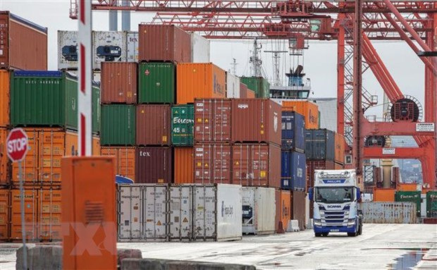 Wirtschaft in der Eurozone entwickelt sich nach Lockerung der Maßnahmen gegen COVID-19 stark