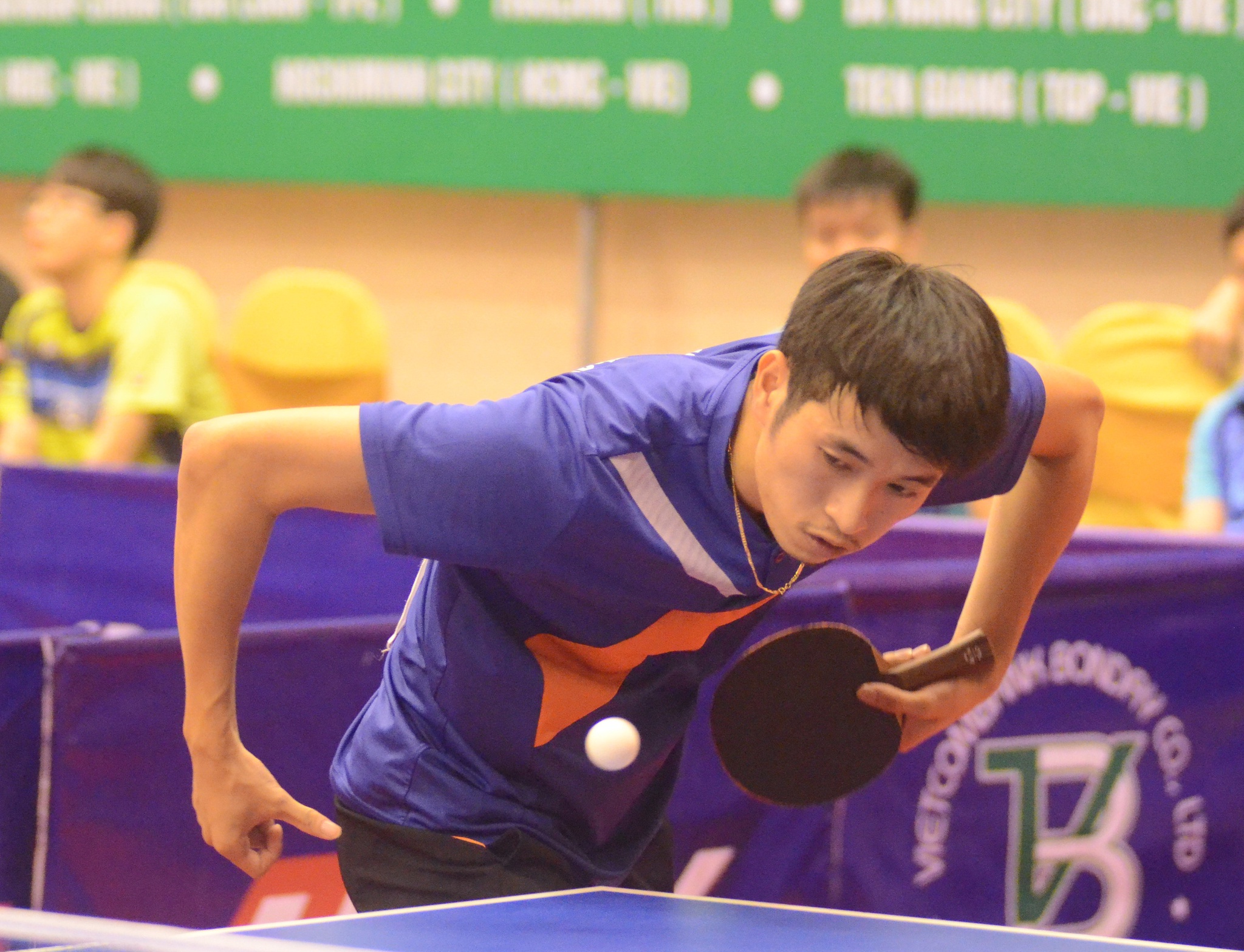 Vietnamesische Tischtennisspieler der Männer wollen bei SEA Games zwei Goldmedaillen gewinnen