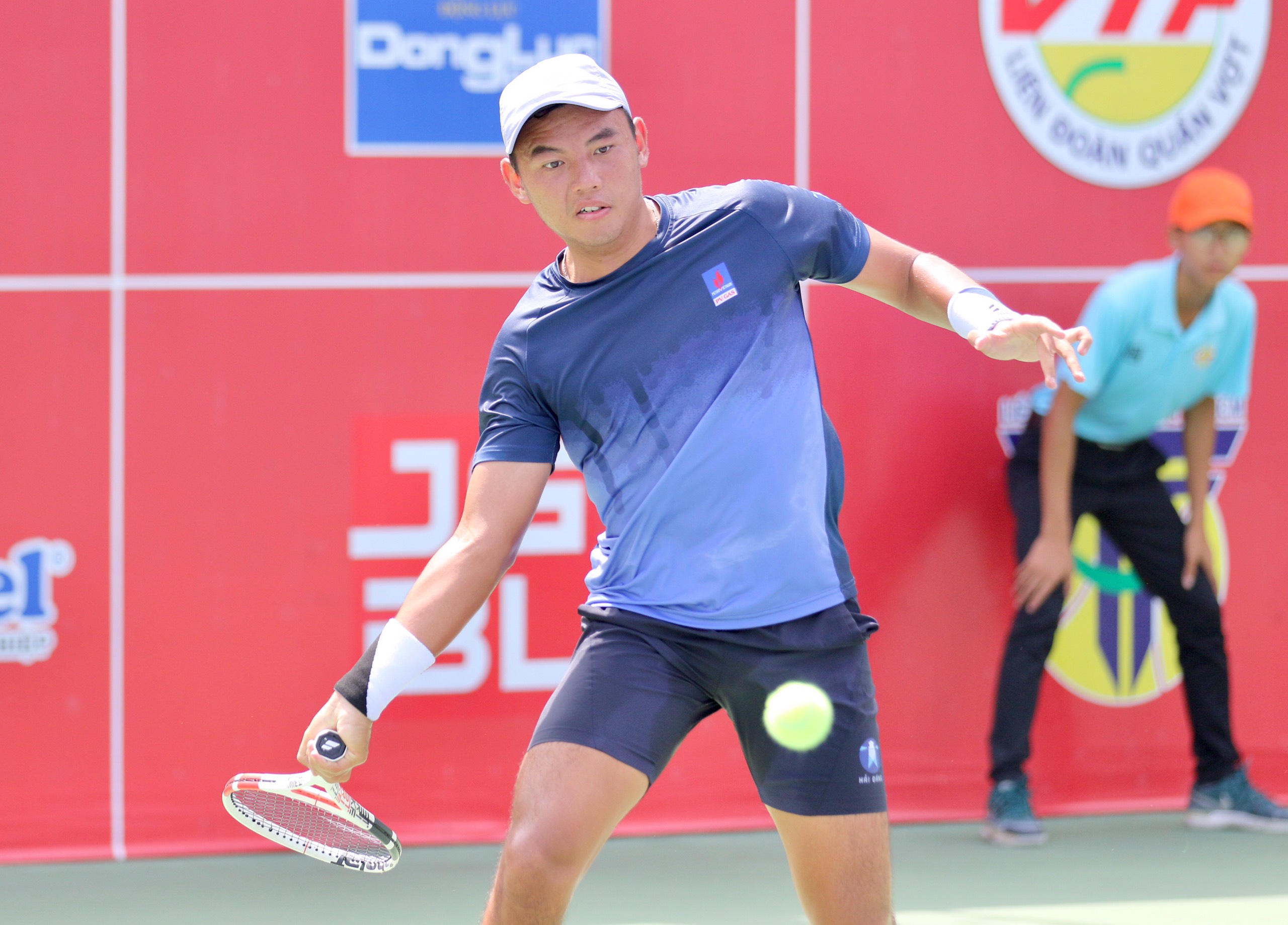 Tennisspieler Ly Hoang Nam siegt in Frankreich