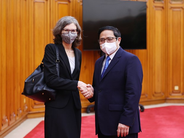 Premierminister Pham Minh Chinh empfängt kanadische Botschafterin Deborah Paul