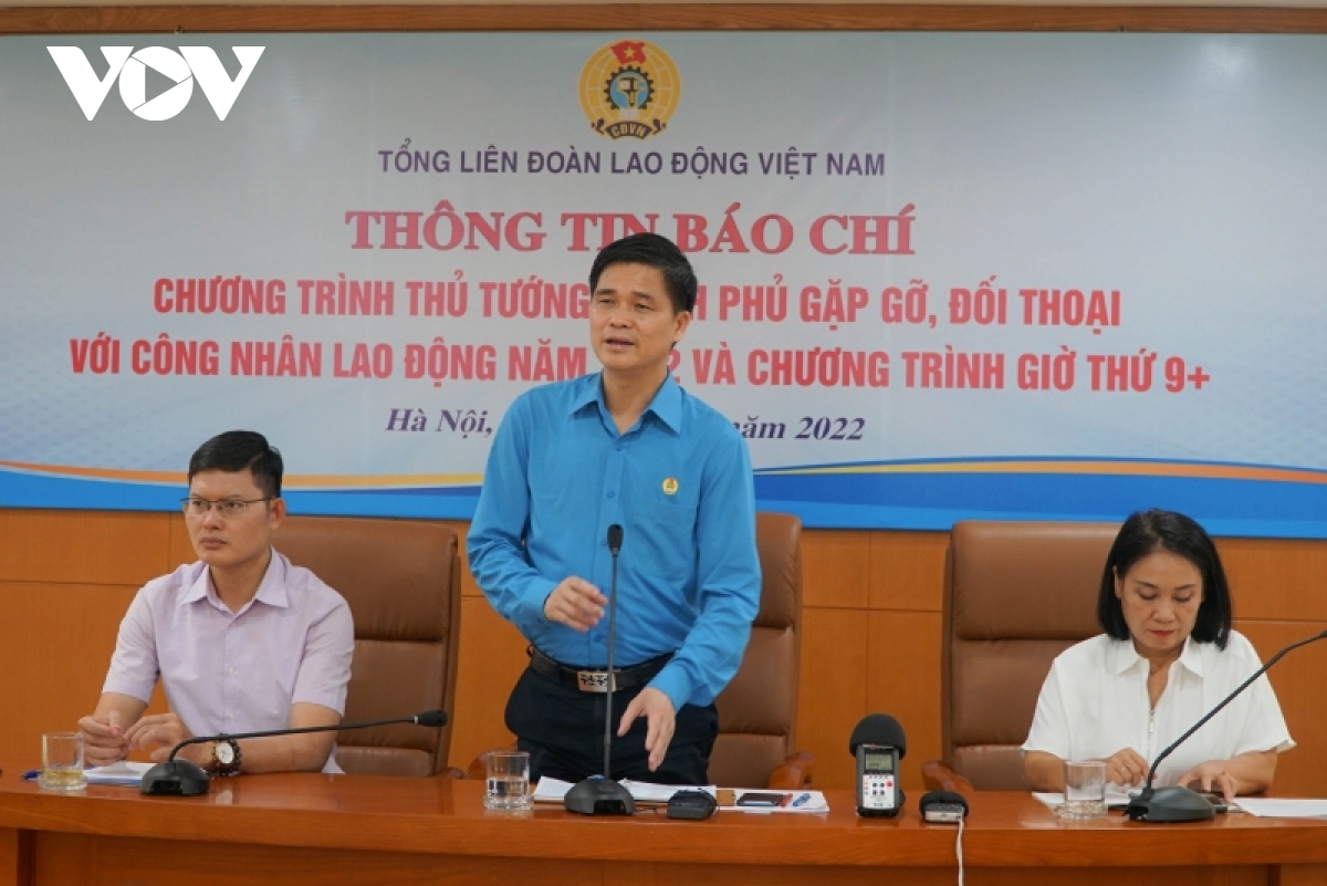 Premierminister Pham Minh Chinh trifft am Sonntag auf Vertreter der landesweiten Arbeiter