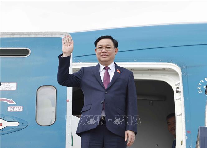 Parlamentspräsident Vuong Dinh Hue beendet seinen Europa-Besuch