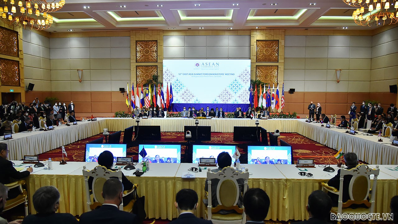 Vietnam betont Wichtigkeit von Dialog, Vertrauen und Verpflichtungen bei Lösung der Probleme in der Welt