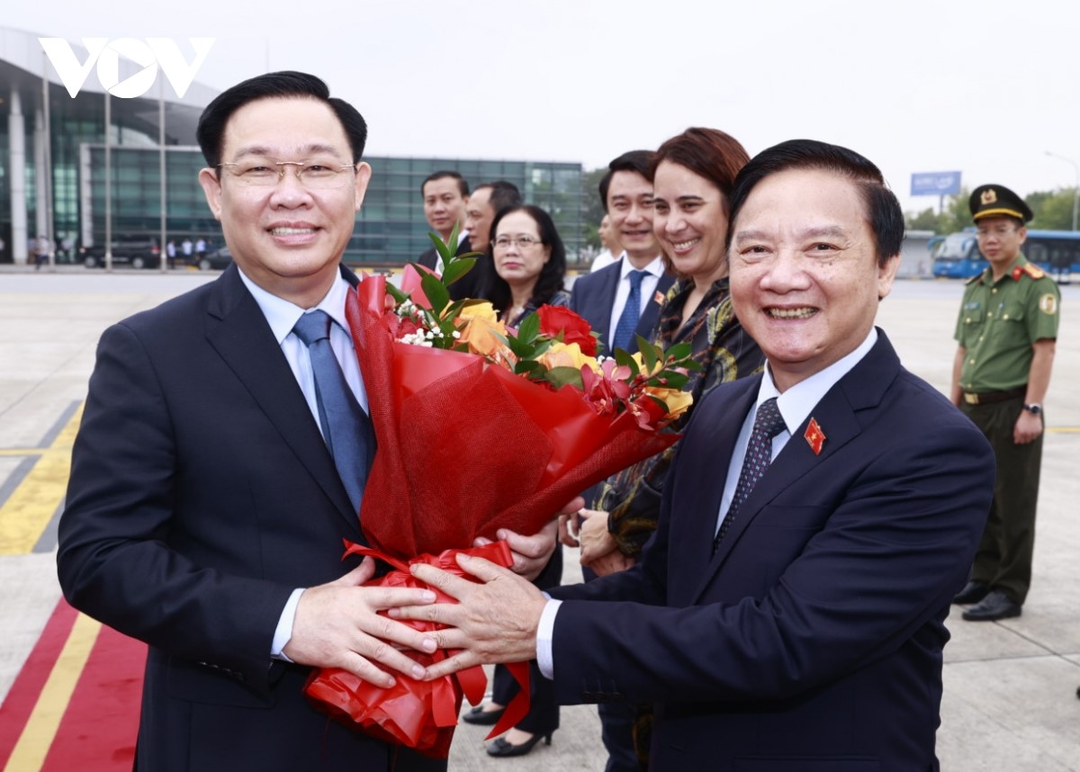 Parlamentspräsident Vuong Dinh Hue besucht Australien und Neuseeland