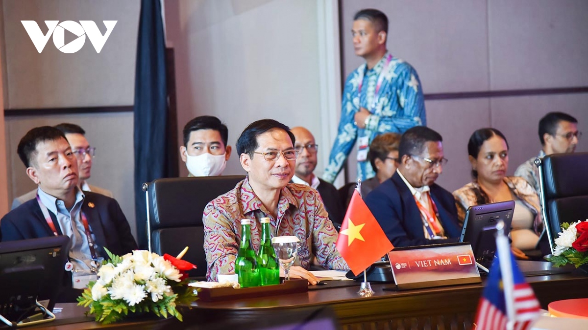 42. ASEAN-Gipfel: ASEAN-Außenministertreffen