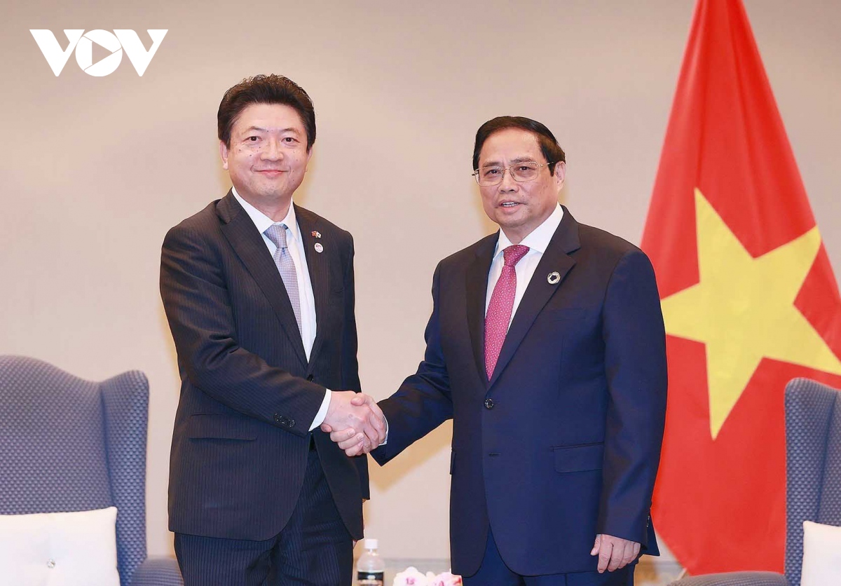 Premierminister Pham Minh Chinh trifft japanische Unternehmer