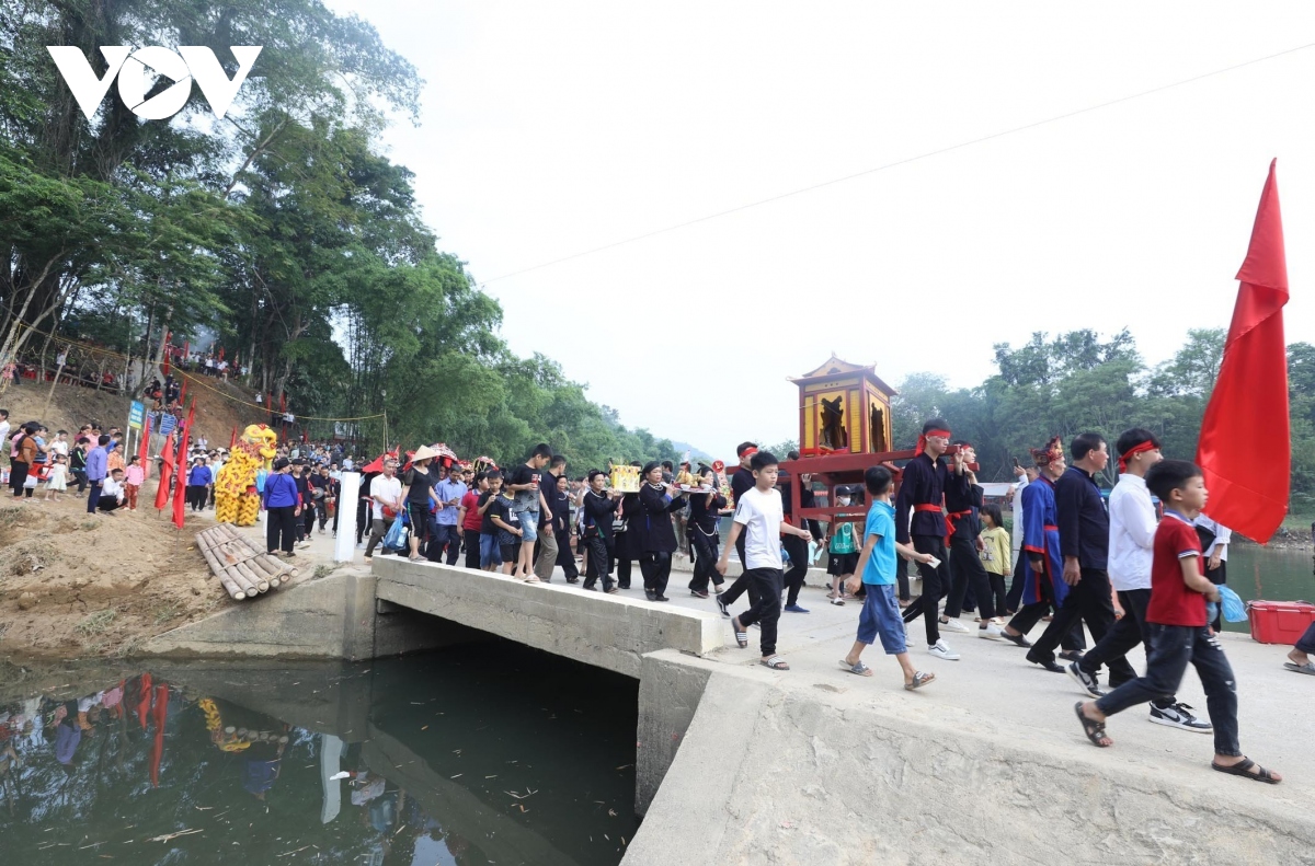 Phai Lua-Fest in Lang Son